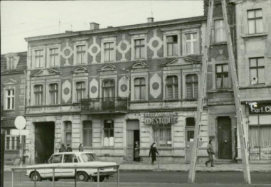 dom mieszkalny, restauracja, skan 3