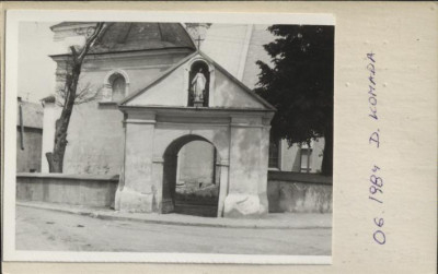 ogrodzenie cmentarza kościelnego z bramką zach. p. w. Wniebowzięcia NPMarii, skan 2