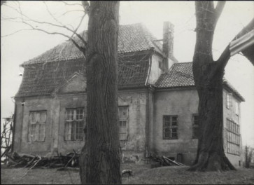 dworek, skan 4