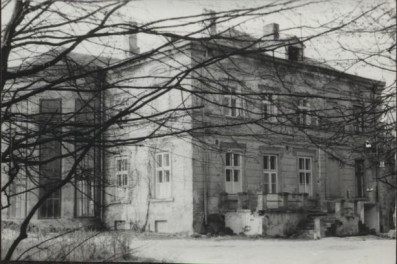 zespół pałacowy - pałac, skan 3