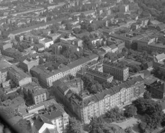 zabudowa centrum miasta. Fragment zabudowy centrum na zachodniej Od Starego Miasta od strony południowej - zachodniej, skan 1