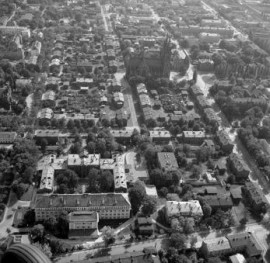 układ urbanistyczny. Widok ogólny układu urbanistycznego centrum od strony północnej, skan 1