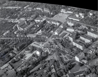 rozplanowanie centrum. Widok ogólny centrum miasta od strony południowej, skan 1