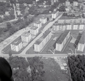 nowa zabudowa w mieście od strony północno - zachodniej , skan 1