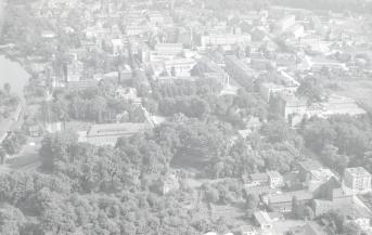 Koźle. Widok ogólny zabudowy centrum miasta od strony zachodniej, skan 1