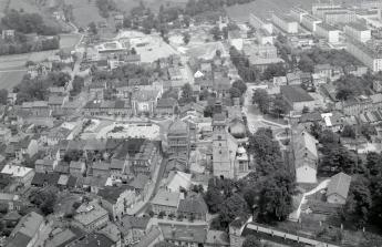 zabudowa centrum miasta z rynkiem. Widok od zachodniej, skan 1