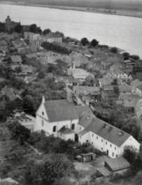 zespół urbanistyczny. Widok ogólny zabudowy Nieszawy, skan 1