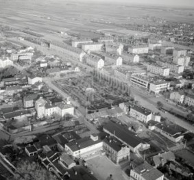 zabudowa centrum od strony południowej - zachodniej , skan 1