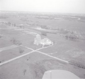 zamek książąt mazowieckich. Widok ogólny od strony południowej, skan 1
