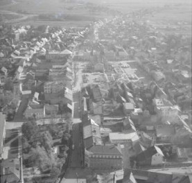Widok ogólny centrum miasta od strony północno - zachodniej, skan 1