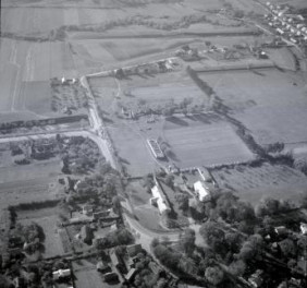 zakład przemysłowy. Widok ogólny ruin zakładu przemysłowego od strony północnej - wschodniej, skan 1