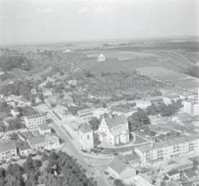 klasztor Paulinów XVII wieku Widok ogólny zespołu klasztornego od strony południowej  , skan 1
