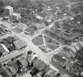 rynek. Widok ogólny rynku od strony północnej - zachodniej, skan 1