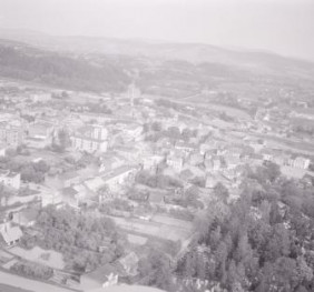 zespół urbanistyczny. Zabudowa centrum - od strony południowej, skan 1