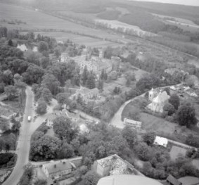zamek. Topografia zamku w zespole osadniczym, skan 1