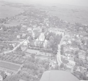 układ przestrzenny. Widok ogólny miasta od strony  południowej , skan 1