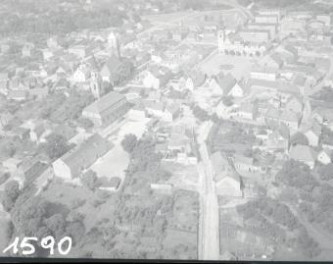 układ urbanistyczny. Widok ogólny miasta od strony południowej - wschodniej, skan 1