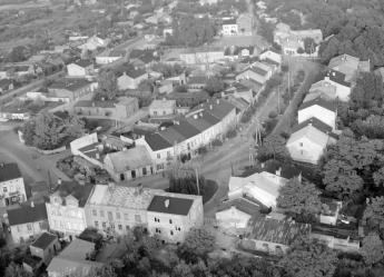 zabudowa centrum miasta. Fragment zabudowy centrum miasta od strony południowej - zachodniej, skan 1