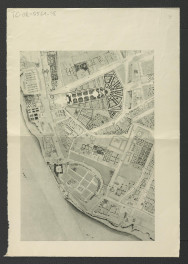 2 nadbitki reprodukcji planu zamieszczonego w Ciołek G., Ogrody polskie, Warszawa 1954, s. 72, a ukazującego układ miejscowego założenia ogrodowego w planie Warszawy z 1732 r.    , skan 1