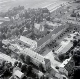 widok ogólny od strony płd.-wsch., skan 1