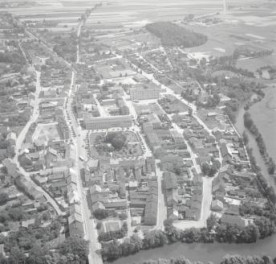 widok ogólny miasta od strony południowej, skan 1