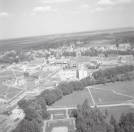 widok ogólny miasta od strony poludniowej, skan 1