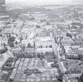 fragment zabudowy centrum miasta od strony południowej, skan 1