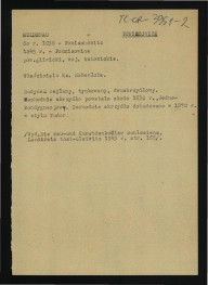 wypis z Die Bau-und Kunstenkmaler de Schlesiens. Kandkreis Tos-Gleiwitz, 1943, s. 165 dotyczący miejscowego, dwuskrzydłowego pałacu oraz o jednym z jego właścicieli, księciu Hohenlohe; dwie karty                                                            , skan 1