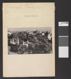 widok z tzw. lotu ptaka na m.in. Barbakan, skan 1