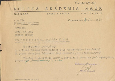 pismo przewodnie z 18(28) maja 1953 r. z Polskiej Akademii Nauk do Gerada Ciołka informujące o przesłaniu do recenzji artykułu Feliksa Markowskiego pt. "Budownictwo kaszubskie" oraz zlecenia na napisanie recenzji, skan 1