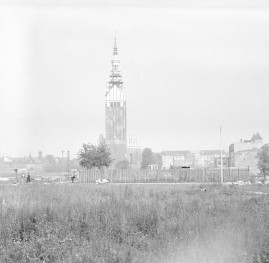 panorama starego miasta od zachodu - odcinek B (z kościołem Św. Mikołaja), skan 1