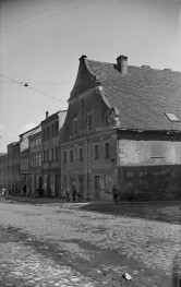 kamienica - elewacja frontowa, skan 1