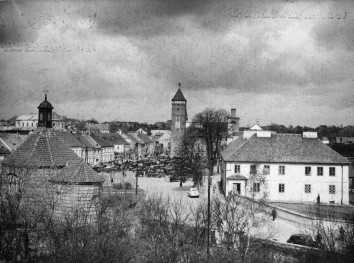 rynek - panorama, widok z zamku Potockich, skan 1