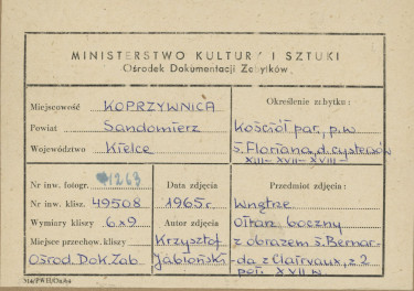 Zespół klasztorny - kościół, wnętrze , widok ołtarza bocznego z obrazem św. Bernarda z Clairvaux - metryczka, skan 1