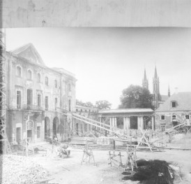 pałac Branickich - widok na korpus główny i skrzydło boczne, skan 1