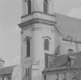 kościół pod wezwaniem św. Józefa - wieża, część środkowa, skan 1