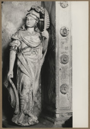 Rzeźba w Kaplicy Firlejów, skan 1