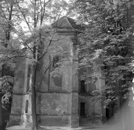 kościół p.w. św. Barbary - elewacja, skan 1