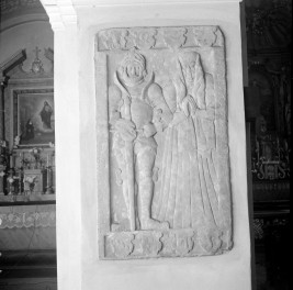 kościół Garnizonowy pw. św. Wojciecha i św. Stanisława - epitafium na filarze, skan 1