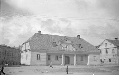 Dawna zbrojownia - elewacja frontowa., skan 1