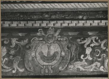 Pałac biskupów - wnętrze , I pokój kapituły,   fragment malowidła na fryzie, herb Korab, skan 1