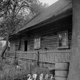 chata - elewacja frontowa, skan 1