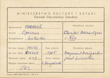 Zespół klasztorny - dziedziniec krużgankowy, fragment krużganków - metryczka
 , skan 1