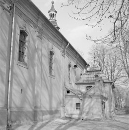 kościół św. Macieja - elewacja płd. kruchta i kaplica, skan 1