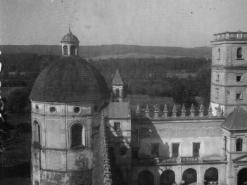 zamek - kaplica i wieża, skan 1