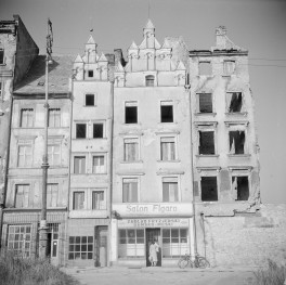 kamienica - elewacja, skan 1