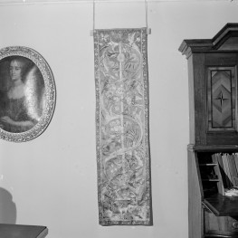 Muzeum Narodowe - Opaska. Haft Polski XVIII. Całość., skan 1