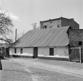 dom - elewacja , skan 1