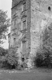 zamek - wieża, skan 1