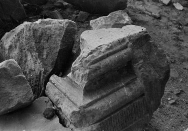 kolegiata - fragment gzymsu, skan 1
